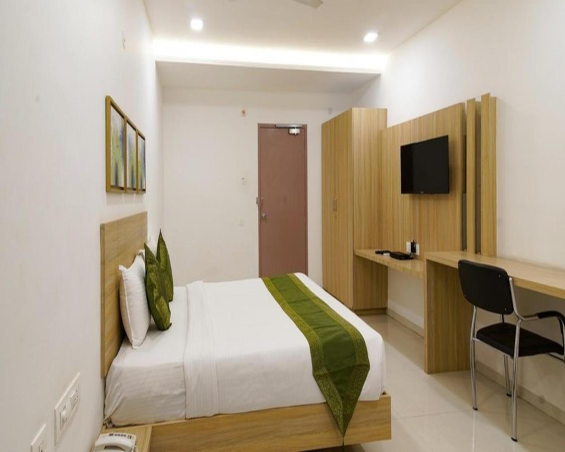 The Perch Hotel 维沙卡帕特南 外观 照片